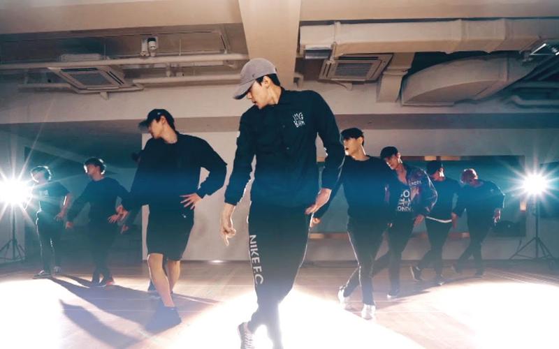 关于“exo小游戏”的解答-第2张图片 关于“exo小游戏”的解答-第2张图片