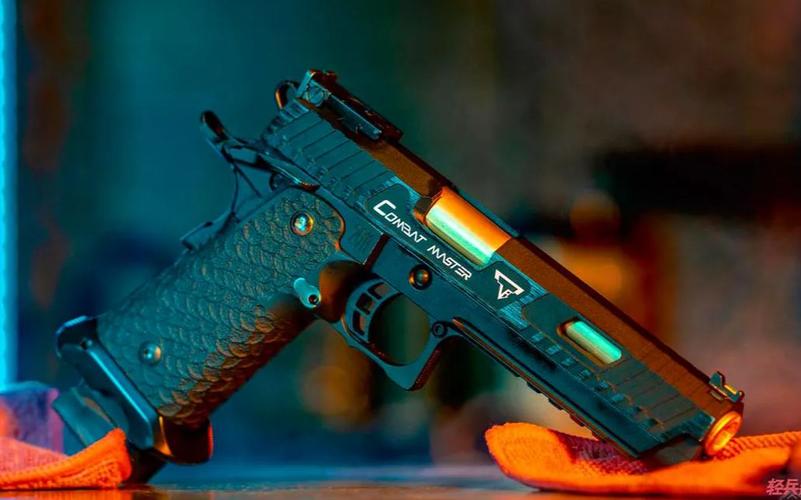 射击战术大师-战术射击视频教程-第2张图片 射击战术大师-战术射击视频教程-第2张图片