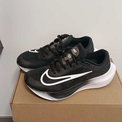 耐克的shield，耐克的市场定位分析-第7张图片