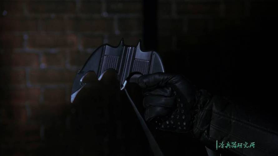 关于“正义联盟武器”的解答-第3张图片