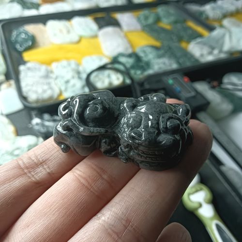 【适合乌鸡的传说装备是什么,乌鸡带什么神话】-第4张图片 【适合乌鸡的传说装备是什么,乌鸡带什么神话】-第4张图片