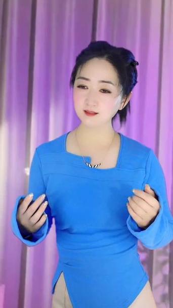 周二珂哪里毕业/周二珂什么学历-第1张图片 周二珂哪里毕业/周二珂什么学历-第1张图片