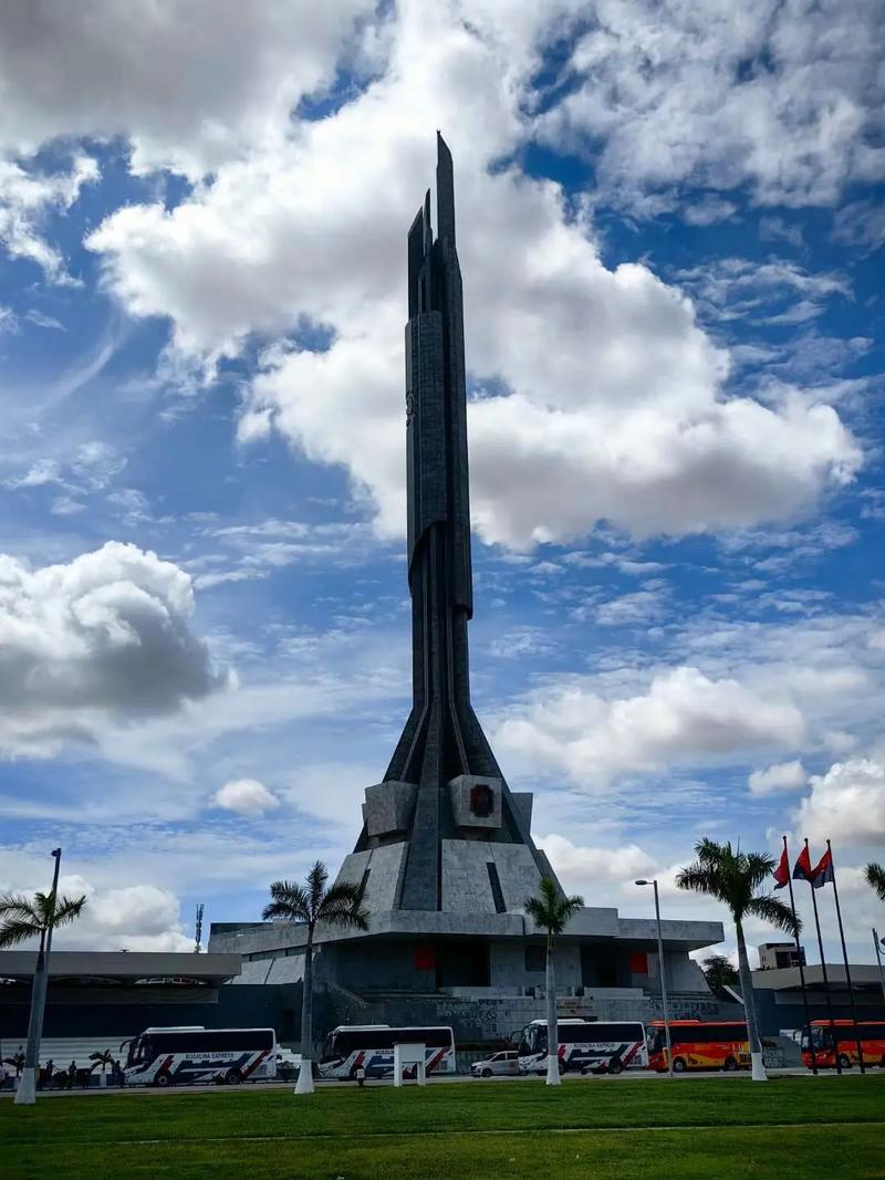 安格拉在哪里，安格拉德-第9张图片