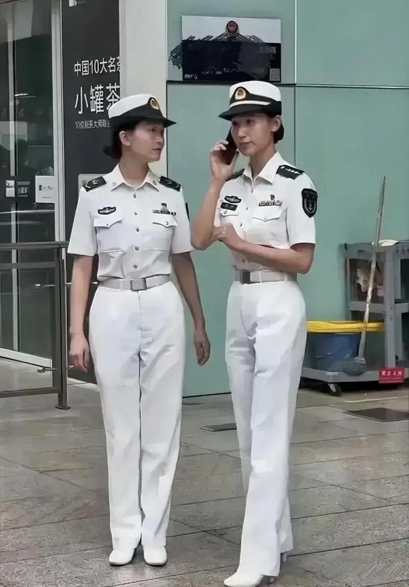 2020年海军军装-新款海军军装-第4张图片